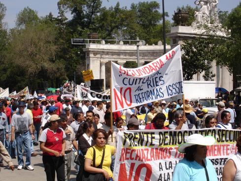 Secundaria 112 No al RIES