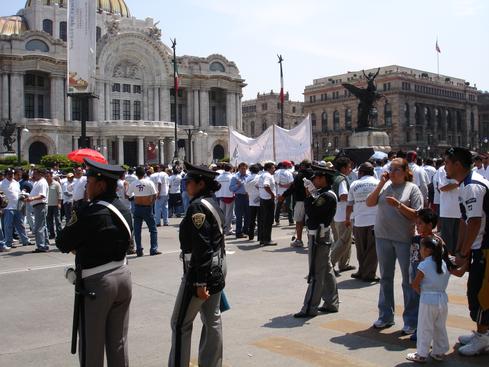 Policías