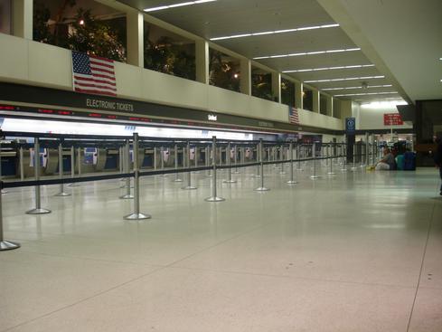 LAX, de madrugada