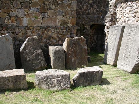 Danzantes