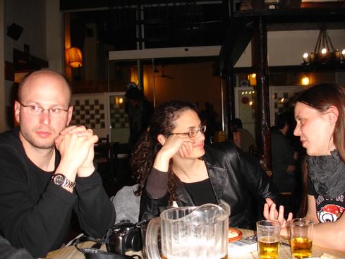 Noa, su esposo y Birgit