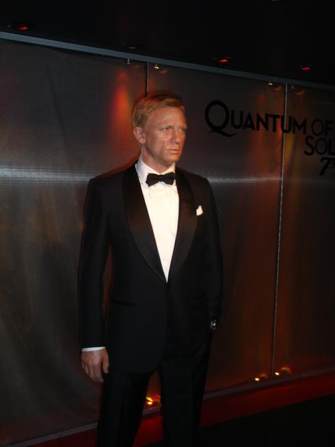 Daniel Craig