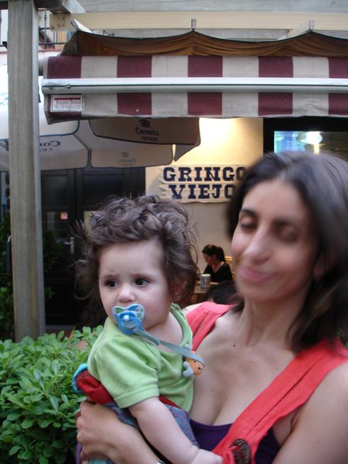 Perouz y su niño