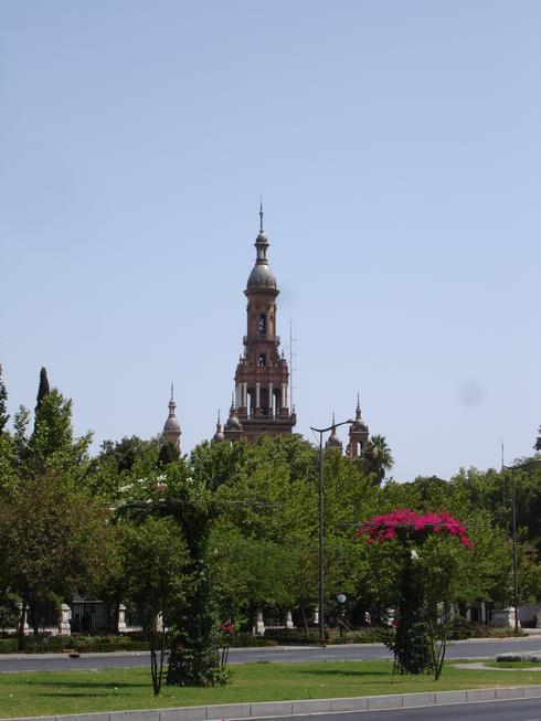 La Torre Sur del parque María Luisa