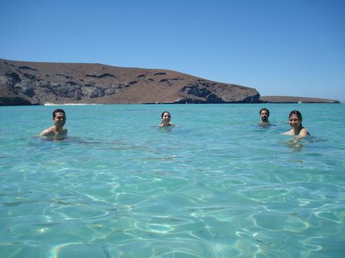 Rafa, Cindy, Érick y Yazmín