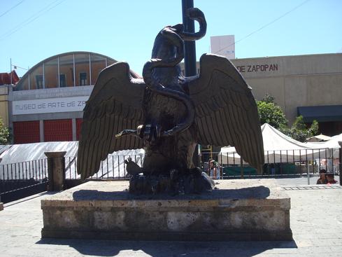 El Águila y la Serpiente