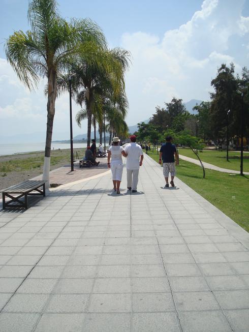 El malecón de Ajijic