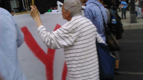 En la marcha