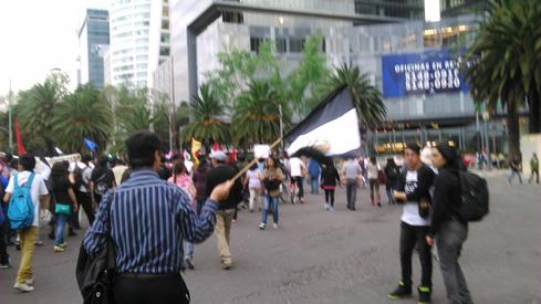 En la marcha