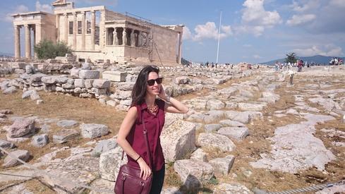 Vanesa en la Acrópolis de Atenas