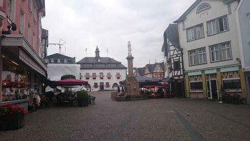 Marktplatz Linz am Rhein