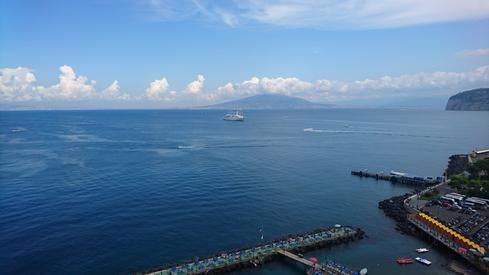El mar y el Vesubio