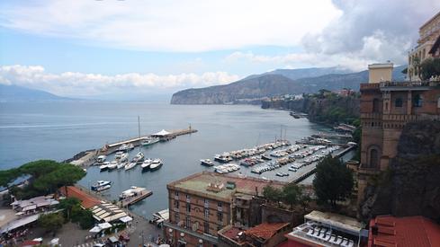 El mar y el Vesubio