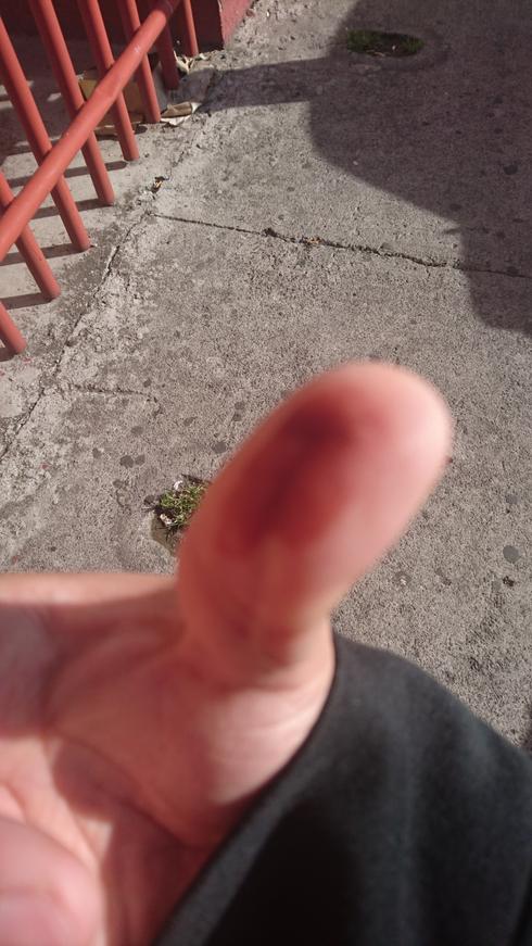 Mi dedo con tinta indeleble