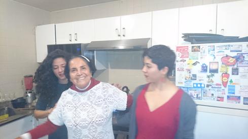 Jimena, Valeria y mi tía Tina