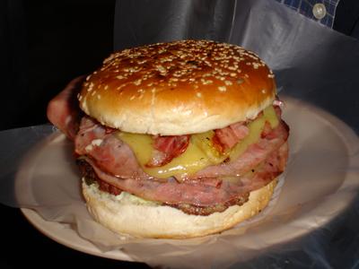 Macro Hamburguesa en Tlatelolco