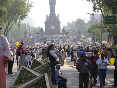 Marcha del silencio cerca del Ángel