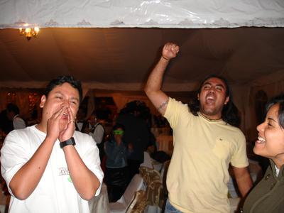 Marco, yo y Paulina bailando