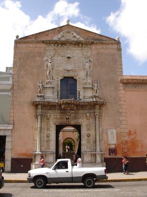 La iglesia