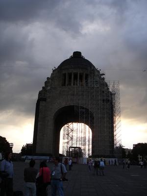 Monumento a la Revolución