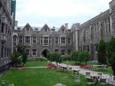 En el Hart Hall