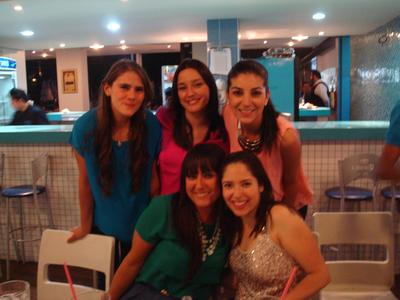 Kaya, Mariana, Karla, Paula y Mina