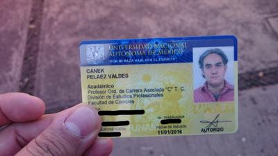 La credencial de profesor de tiempo completo