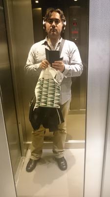 Yo en el elevador