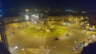 La Plaça de Espanya desde las Arenas