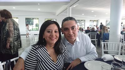 Sara y mi hermano