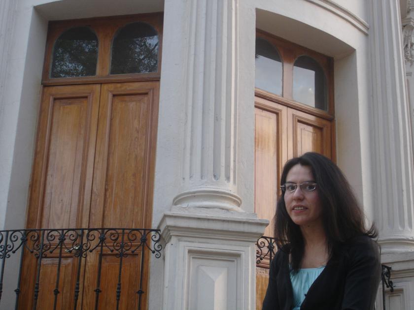 Claudia en la Casa Frissac