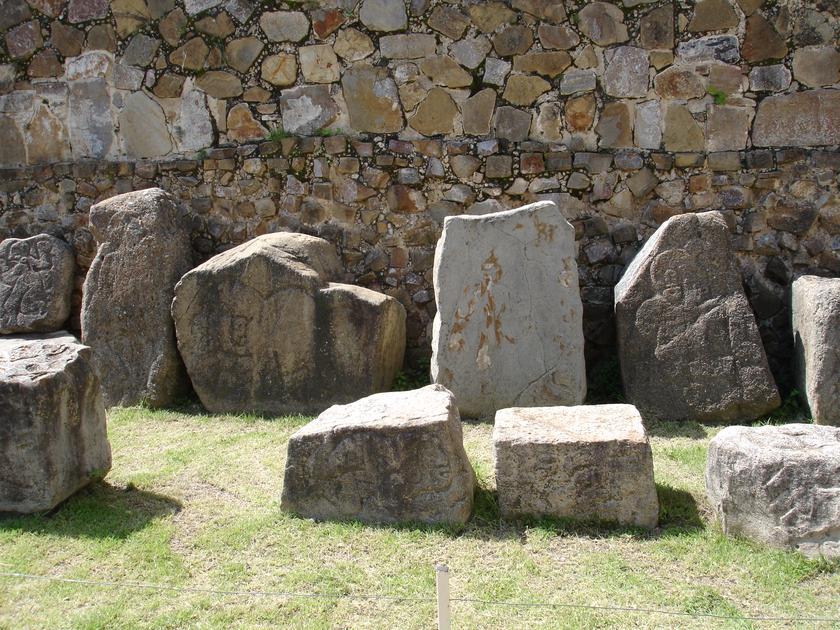 Danzantes