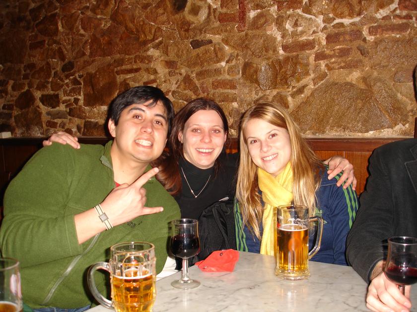 Víctor, Birgit y Veri