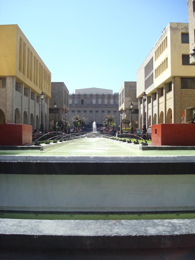 Paseo Degollado