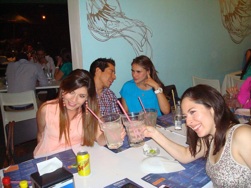 Gaby, Kaya su novio y Mina