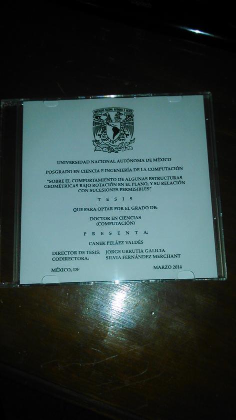 El CD con la tesis