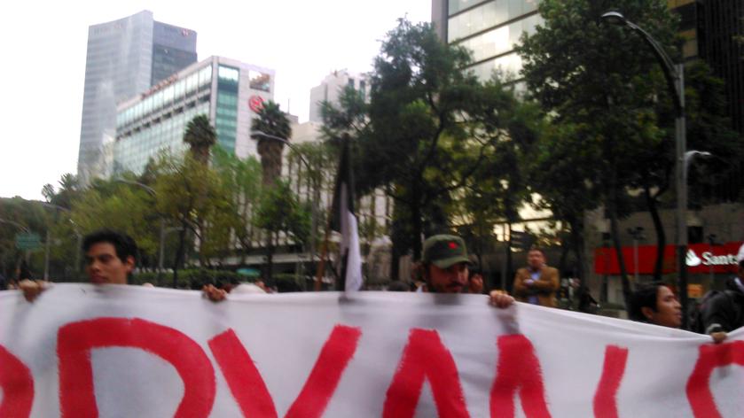 En la marcha