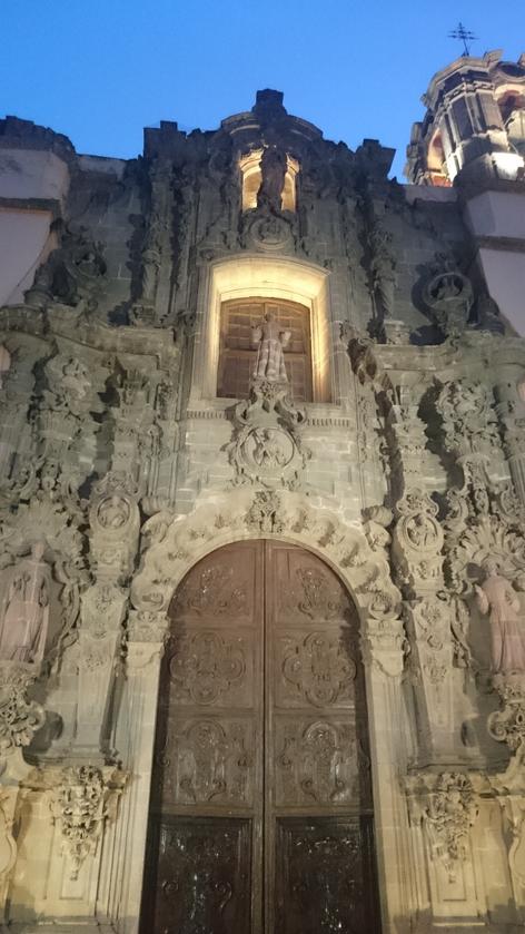 La iglesia