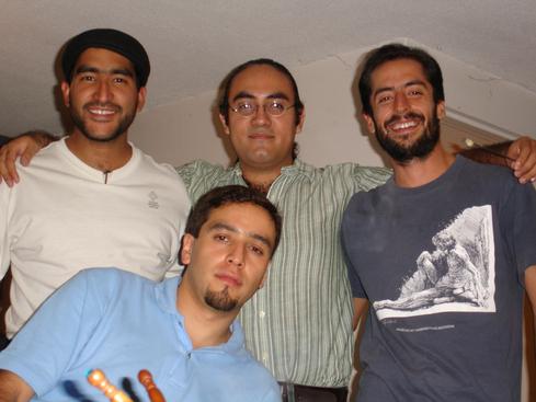 Omar, Enrique, Juan José y yo