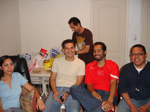 Yazmín, Rafa, Erick, Óscar y Juan José