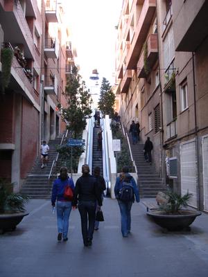 Las escaleras hacia Parc Güell