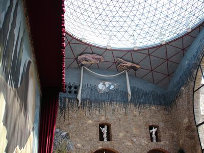 En el museo de Dalí
