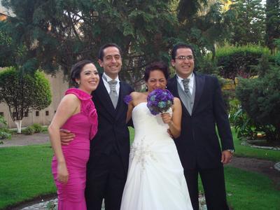 Mina, Juan, Érika y Fede